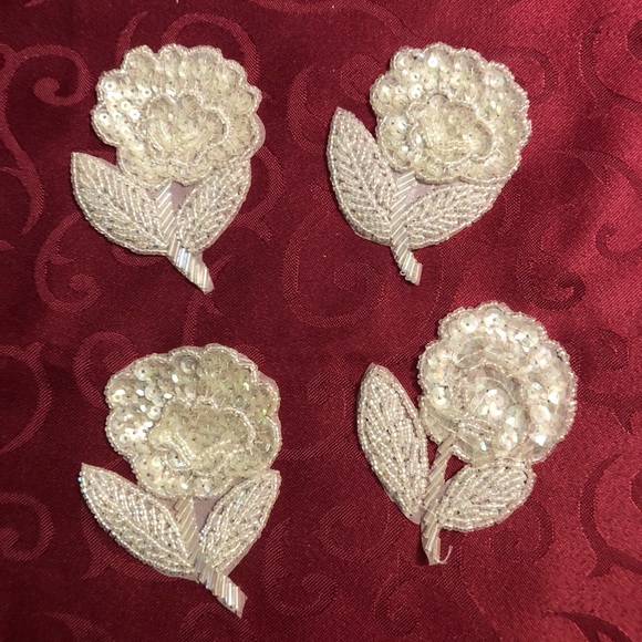 8 Sequin Appliqués - Picture 2 of 7